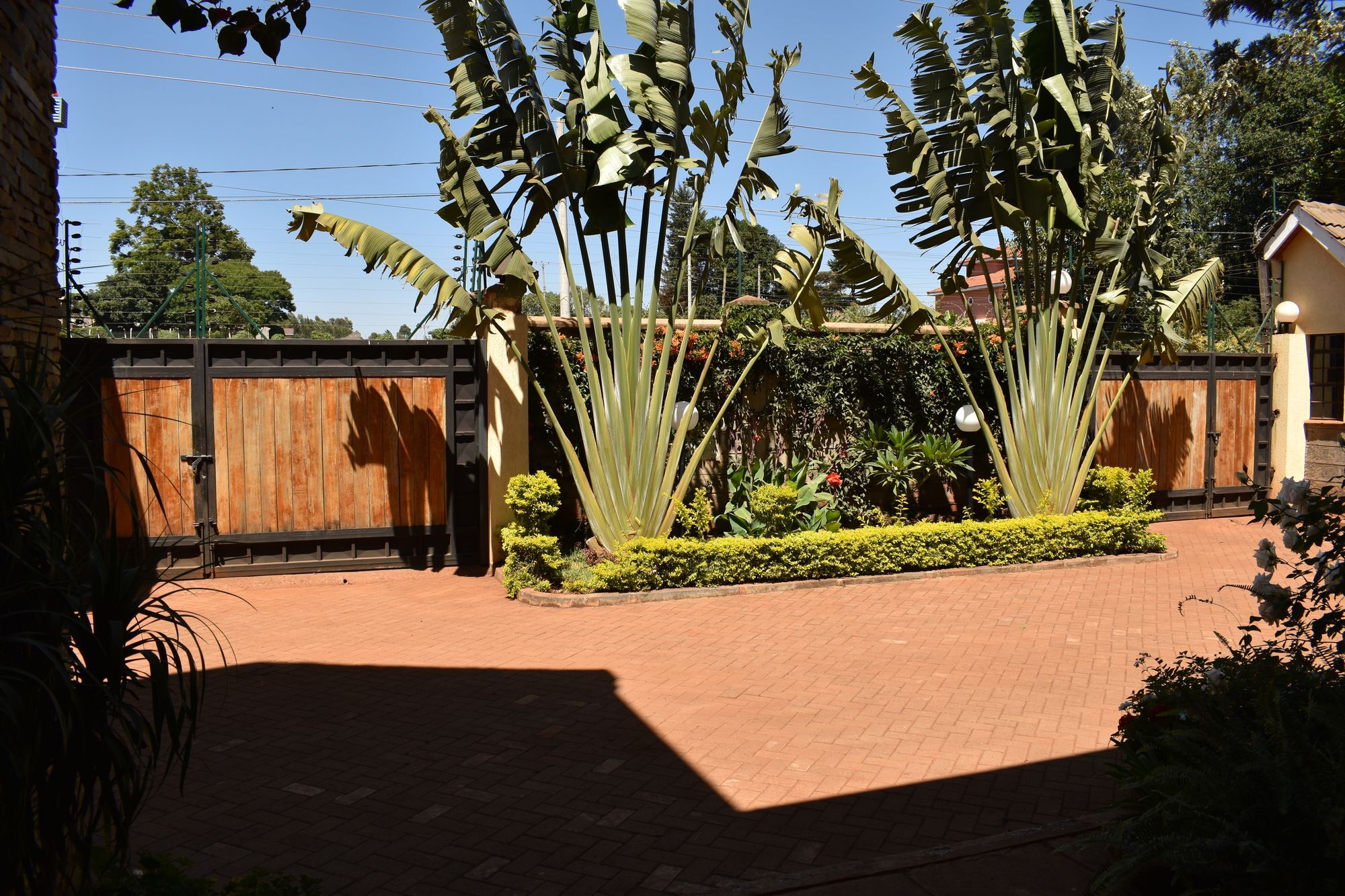Hob House 4*